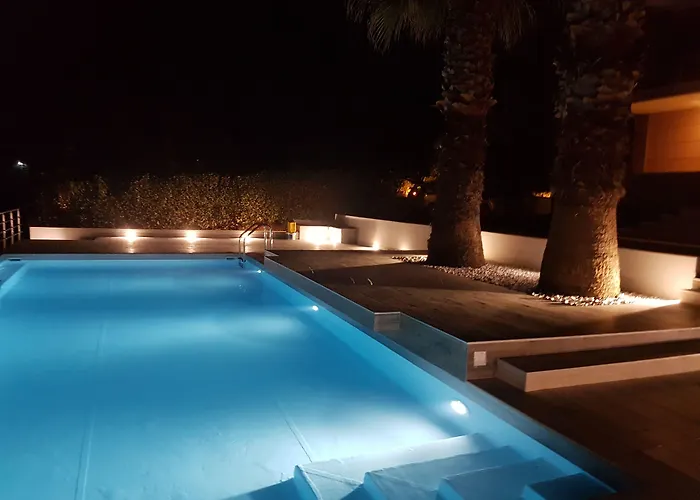 Anna Maria Private Pool & Sea View 5 Bedrooms ヴィラ クリオピギ