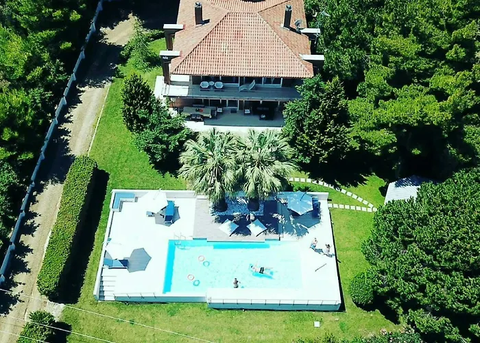Anna Maria Private Pool & Sea View 5 Bedrooms